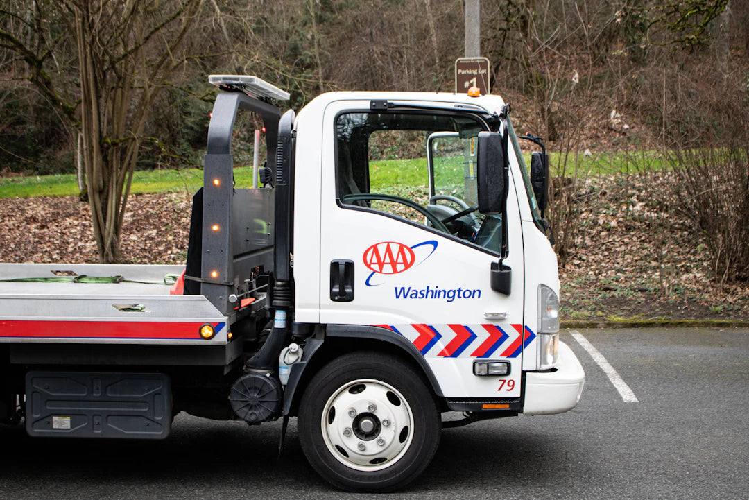 Understanding Legal Requirements for Towing Trailers