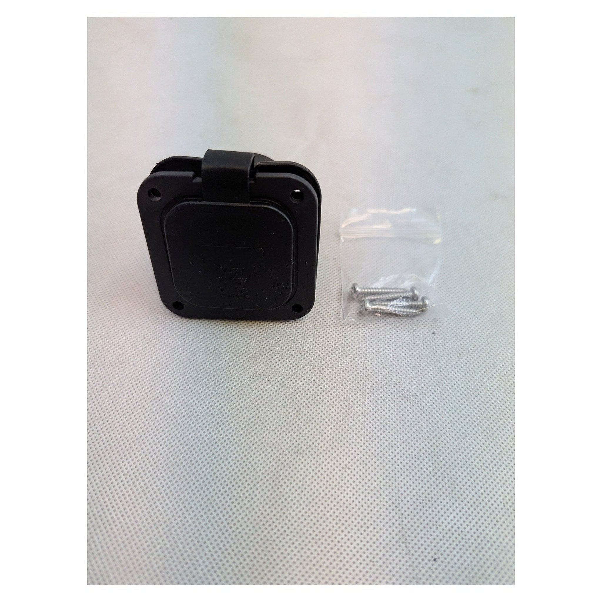 15 Amp Flanged Power Inlet – NEMA 5-15 125V – Weatherproof Trailer/RV
