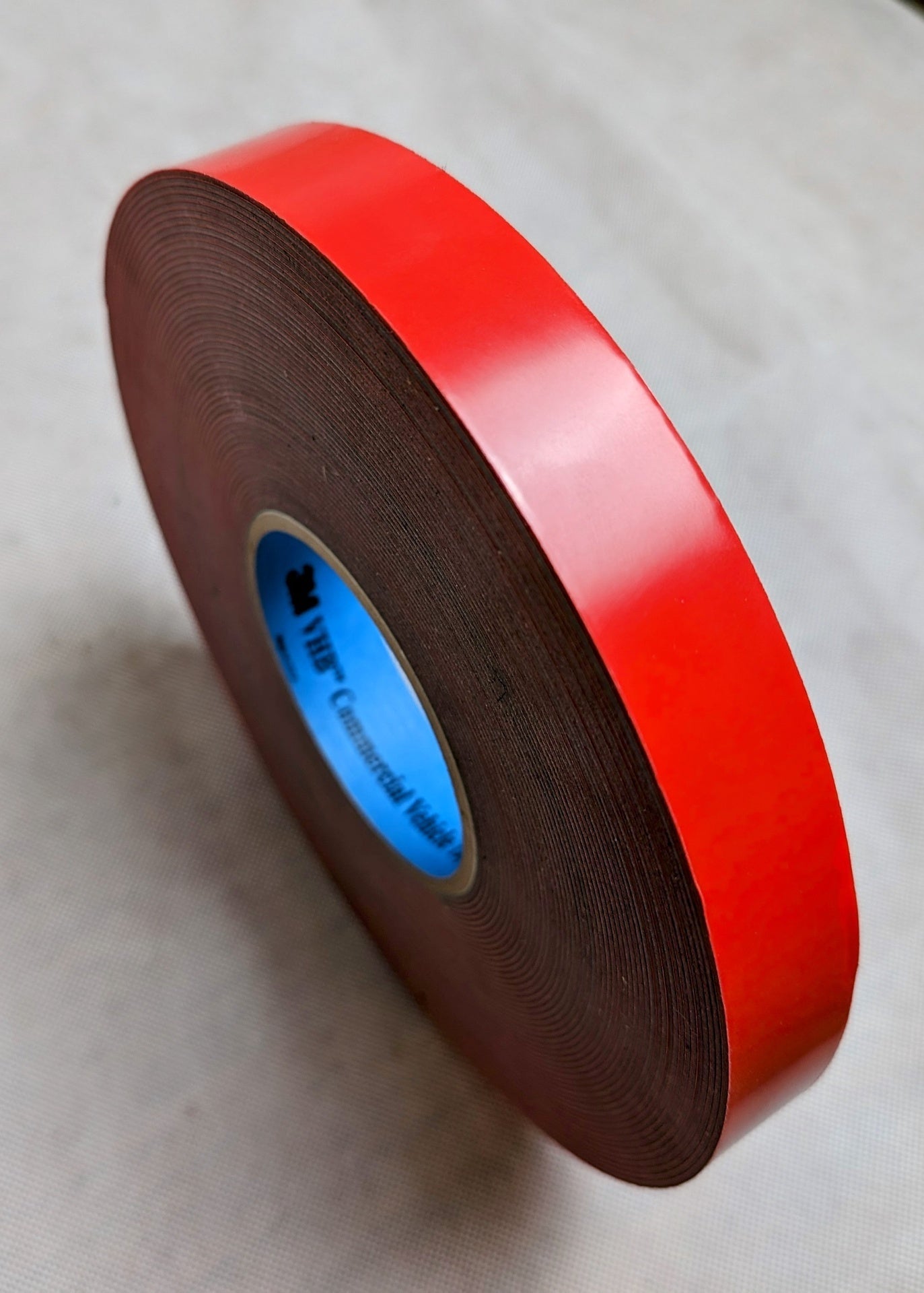 3M 4910 VHB Double-Sided Tape - Versatile Bonding Solution