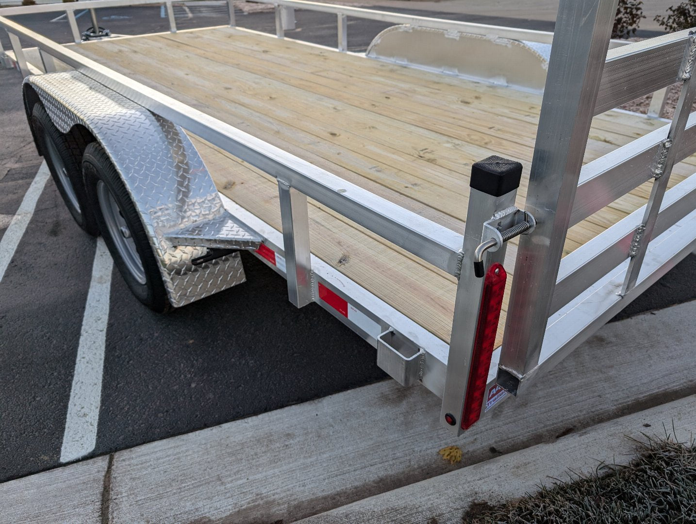 Silver Ox 7x16 Tandem Axle Aluminum Utility Trailer