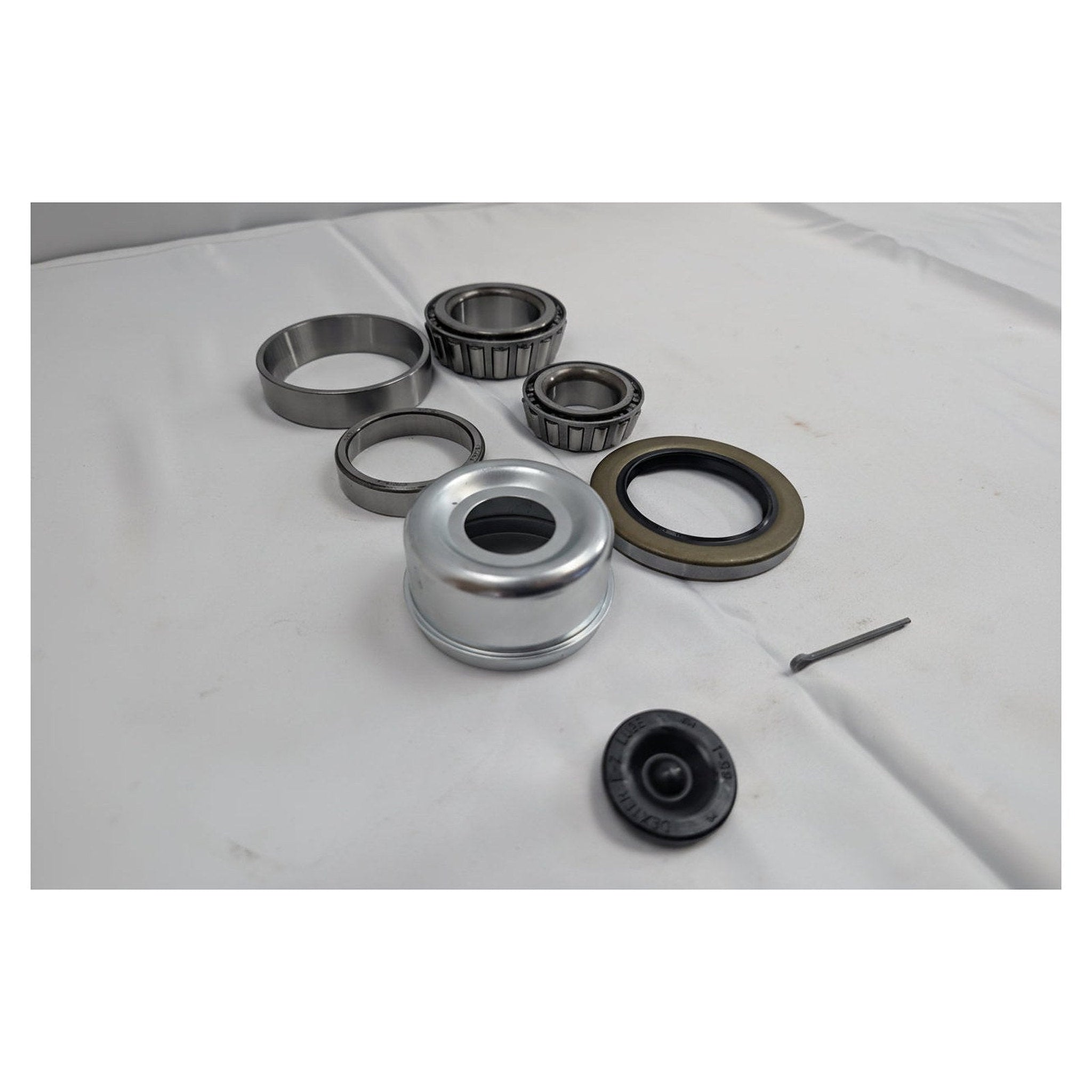 5200-6000 lb Trailer Bearing Kit with EZ Lube Cap — 25580 15123 Bearings, Races & Seal — #42 Spindle — Dexter Lippert Compatible