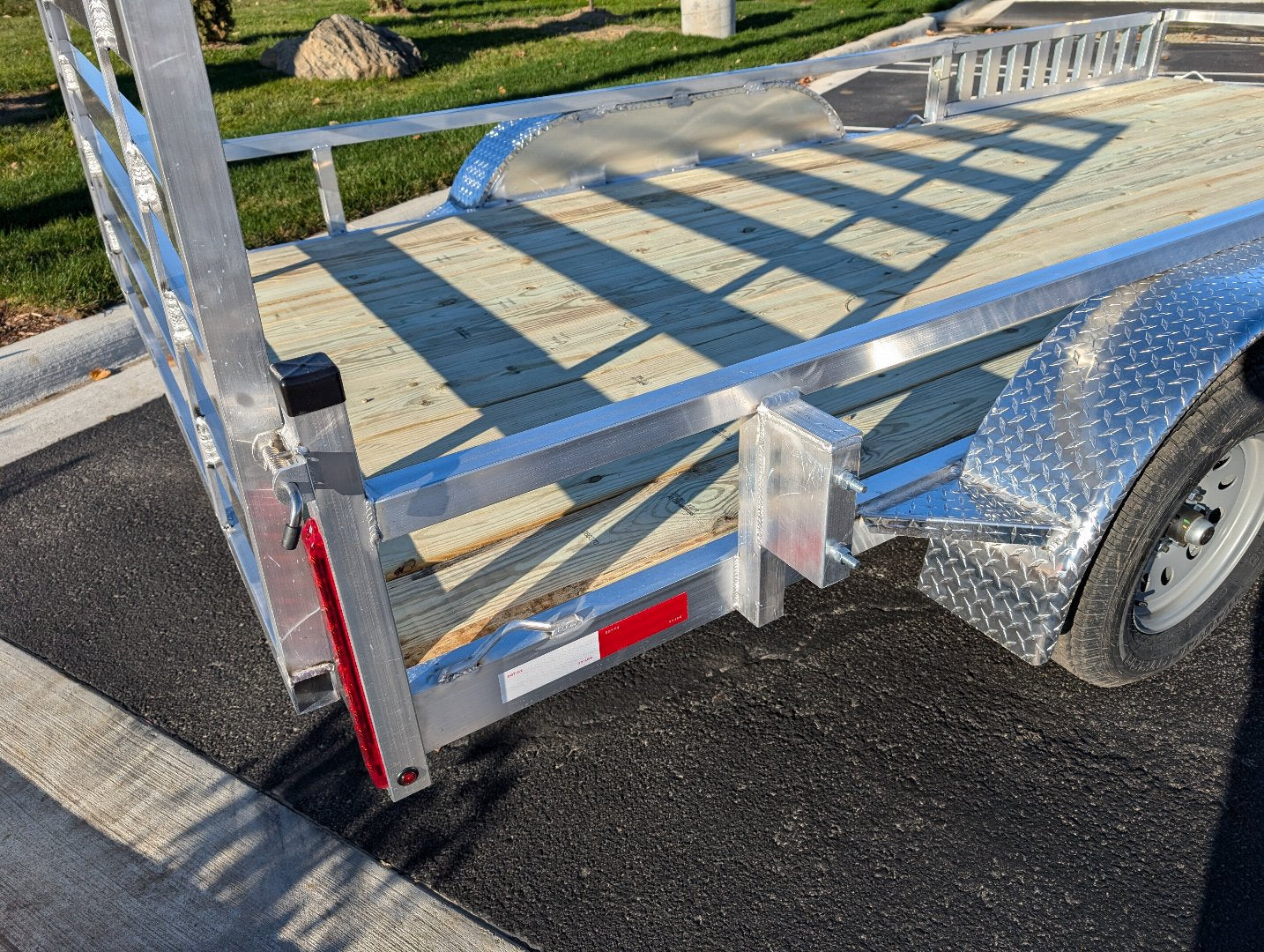 Silver Ox 7x16 Tandem Axle Aluminum Utility Trailer with Side Ramps