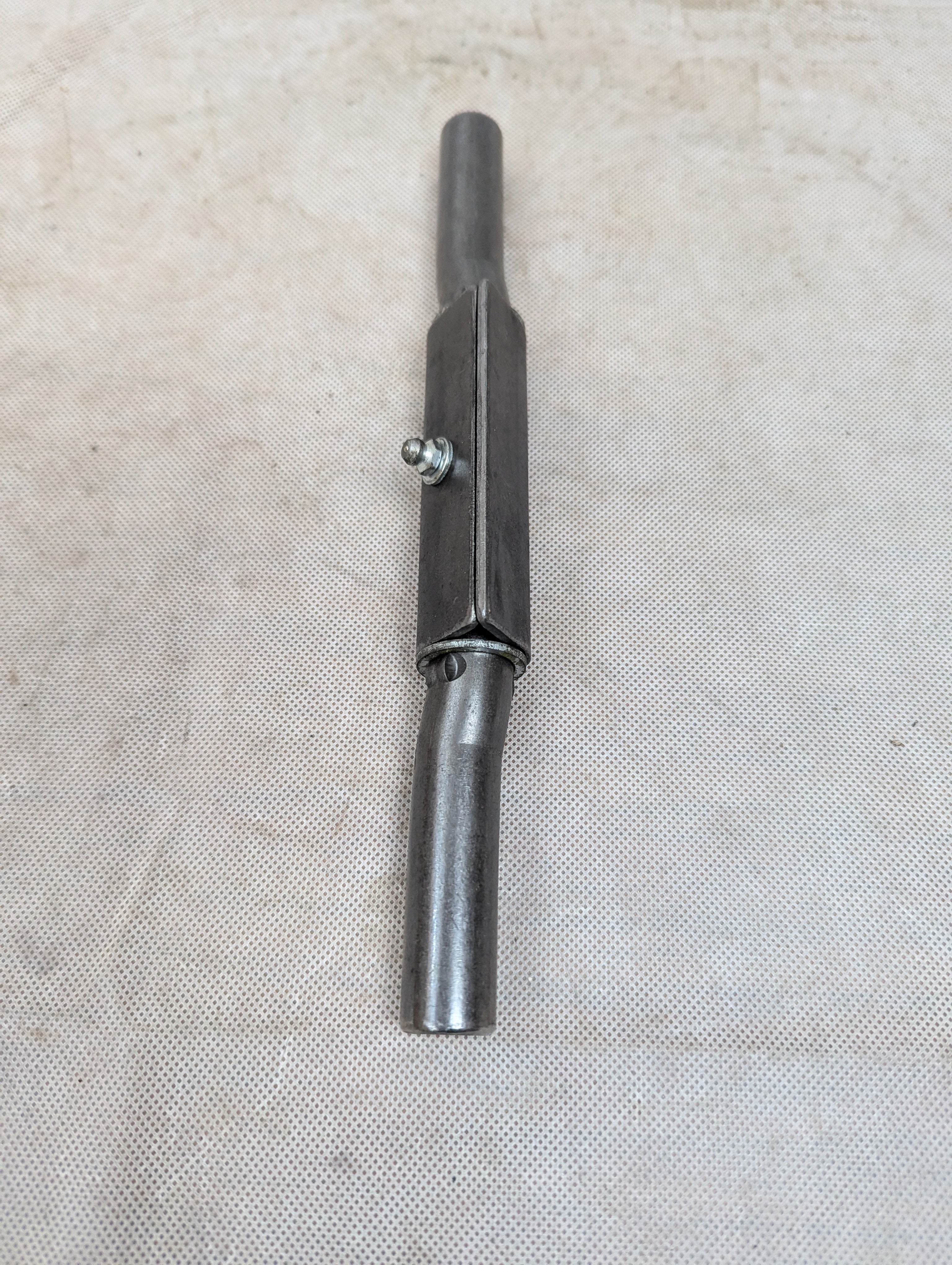 9" x 1/2" Weld on Straight Greaseable Ramp Door Hinge Pipe Cargo Utility Trailer Steel (TDRH03)