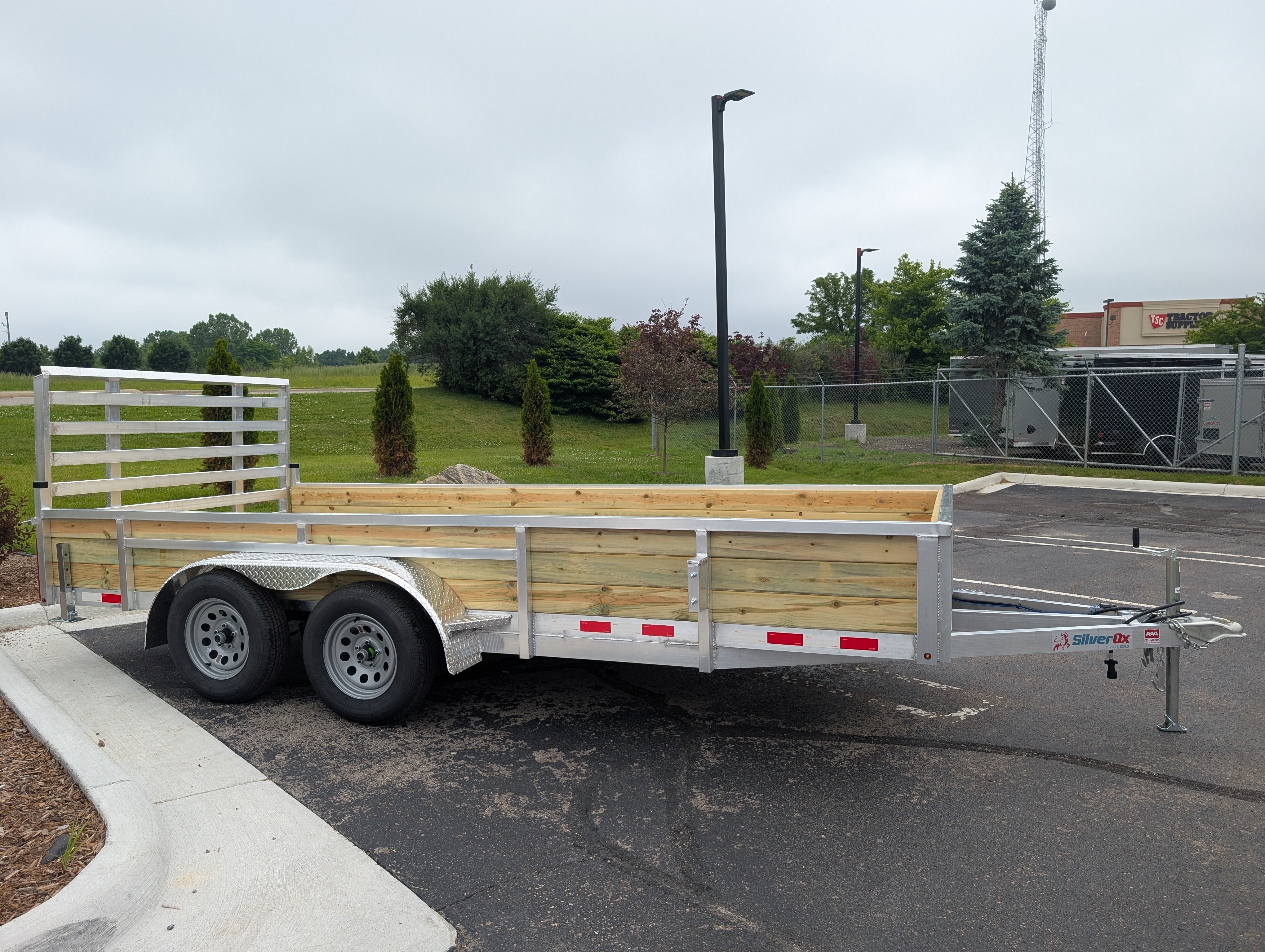 Silver Ox 7x16 Woodside Tandem Axle Aluminum Utility Trailer with Heavy Duty Package