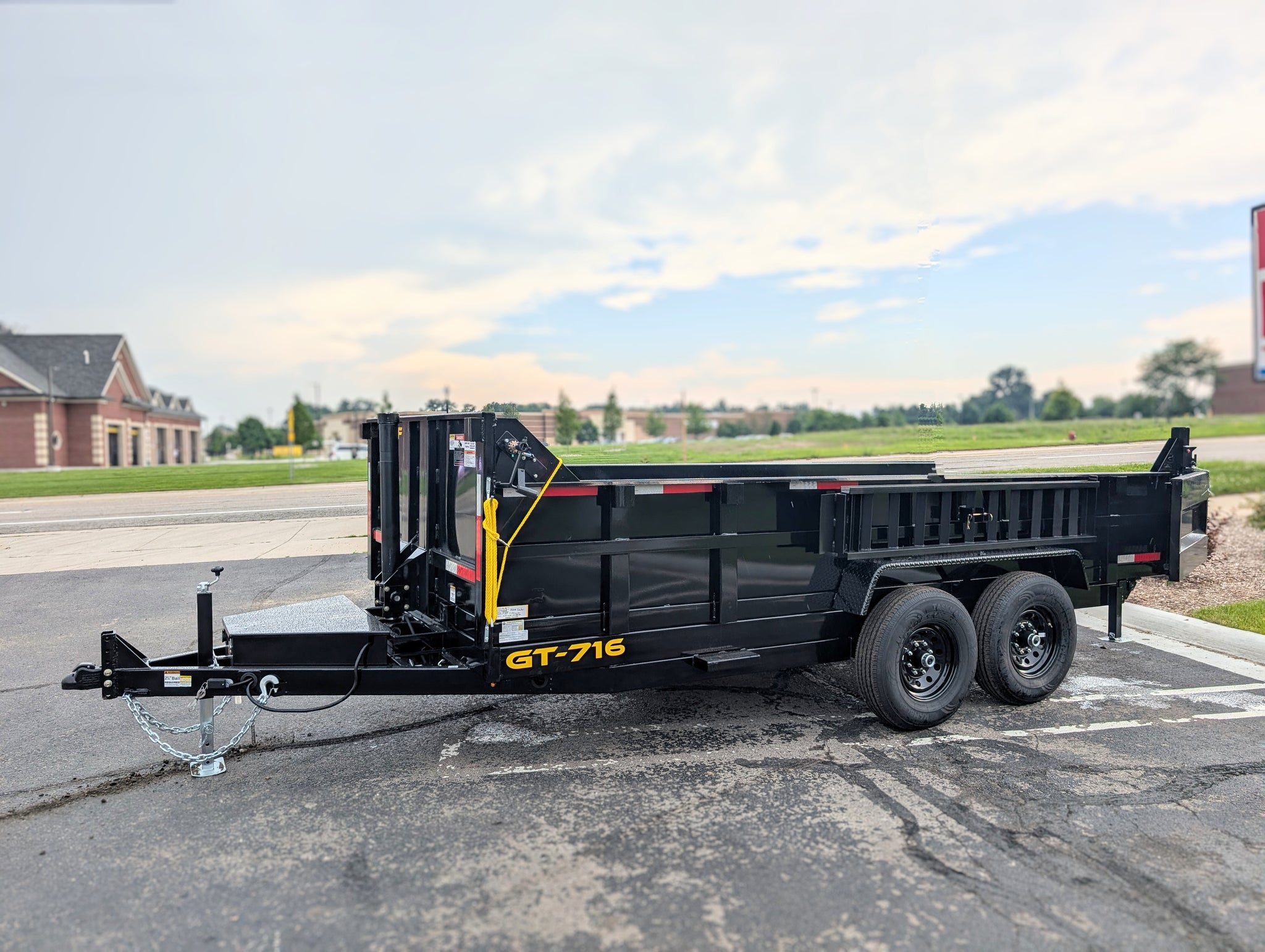 Griffin 7X16 Tandem Axle Hydraulic Dump Trailer with Tarp Kit, Battery Charger, Drop Leg Jack, 14K GVWR