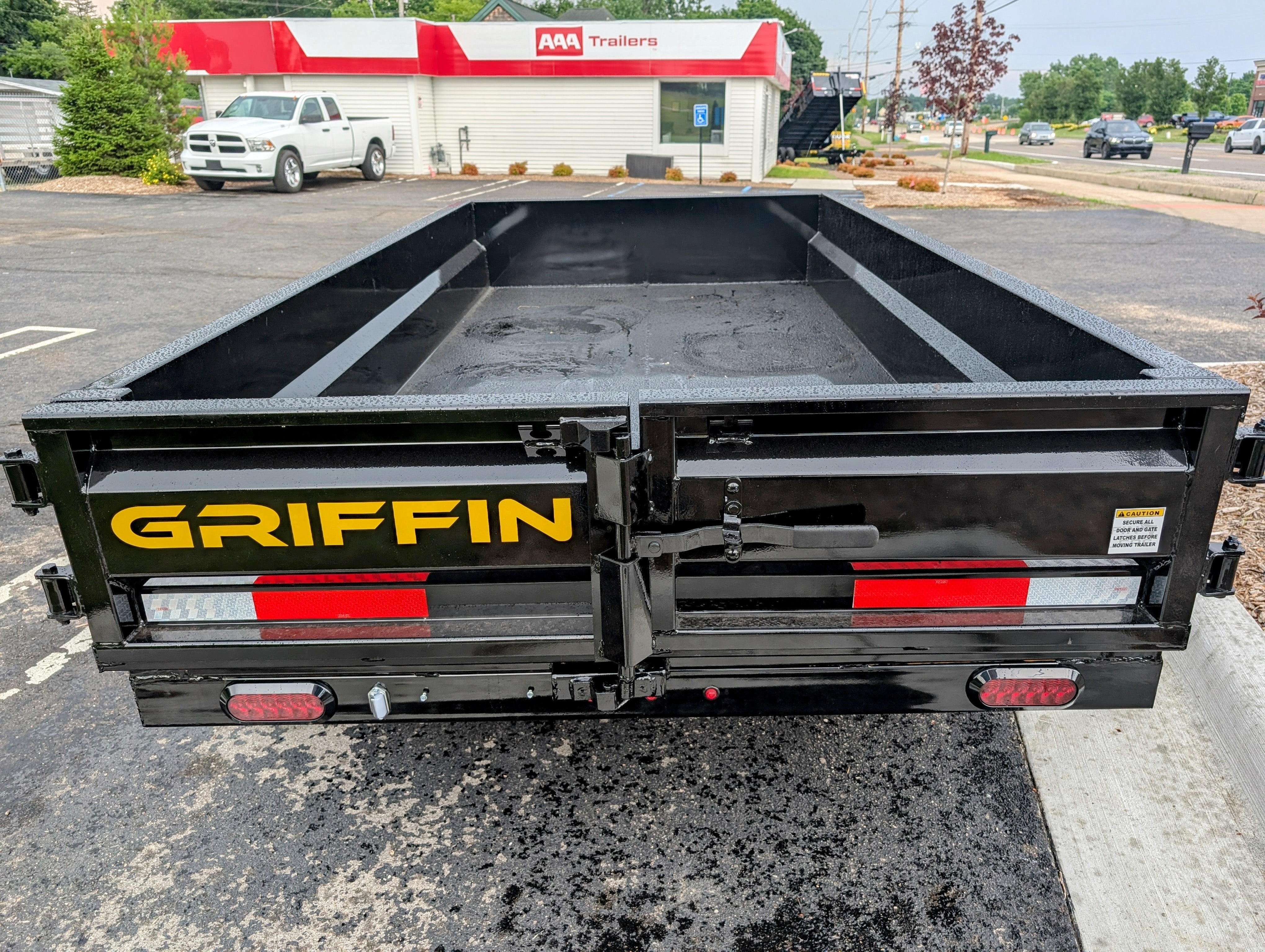 Griffin 5X10 Tandem Axle Hydraulic Dump Trailer