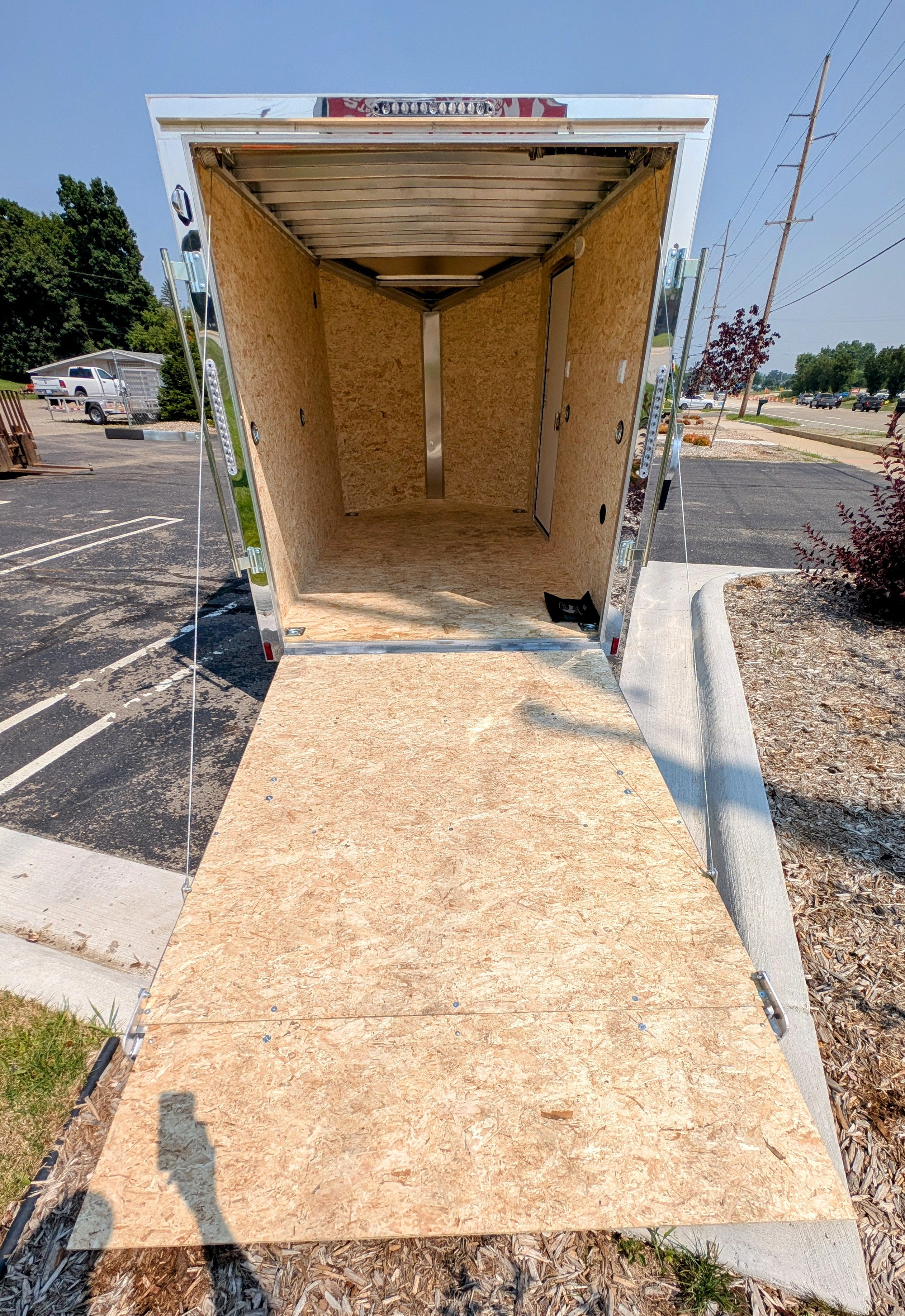 Amerilite Aluminum 6x10 V Nose With Ramp Door Cargo / Enclosed Trailer -Stock# 200249