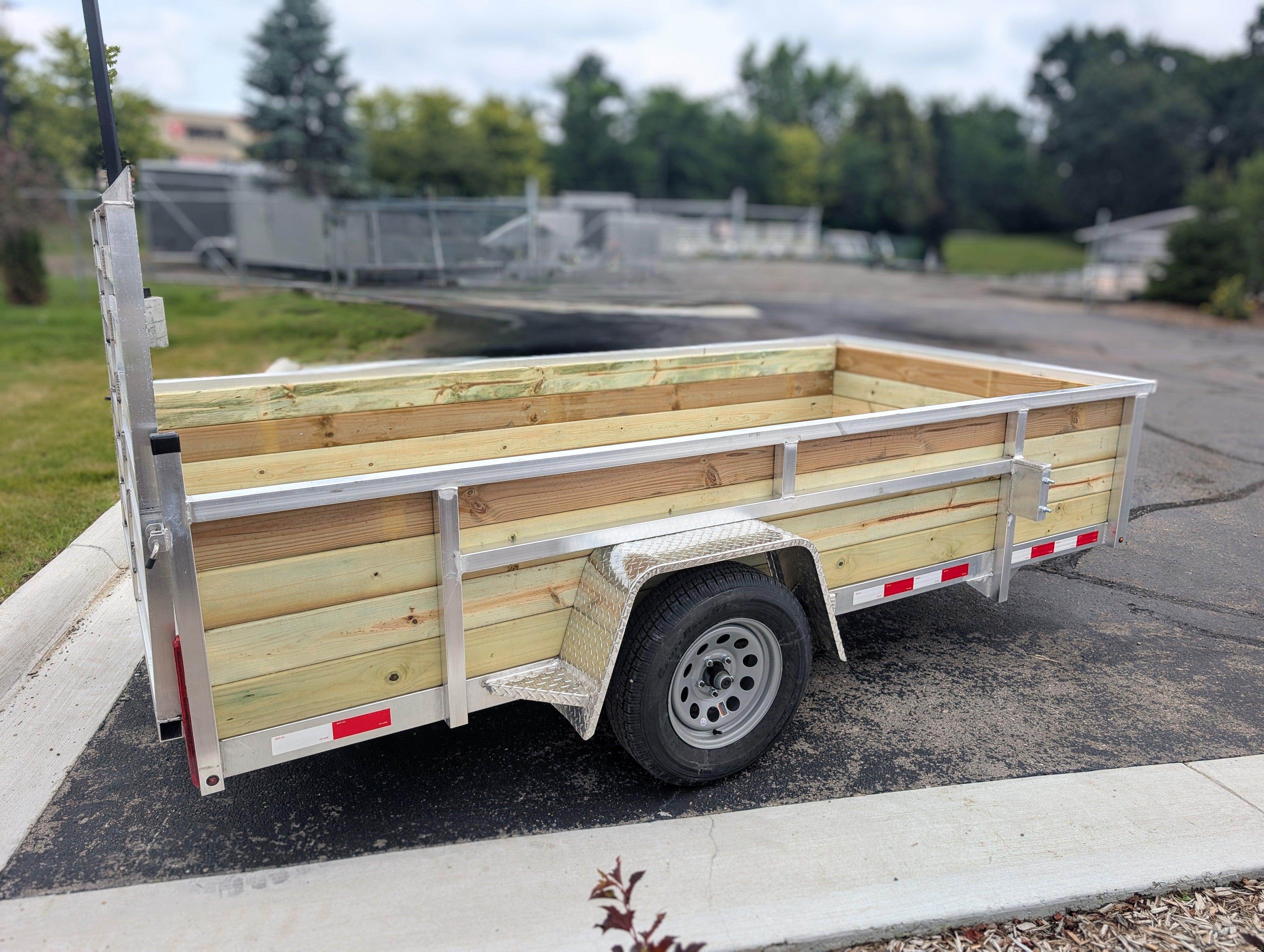 Silver Ox 6x12 Single Axle Aluminum Utility Woody 4 Board Drop Axle