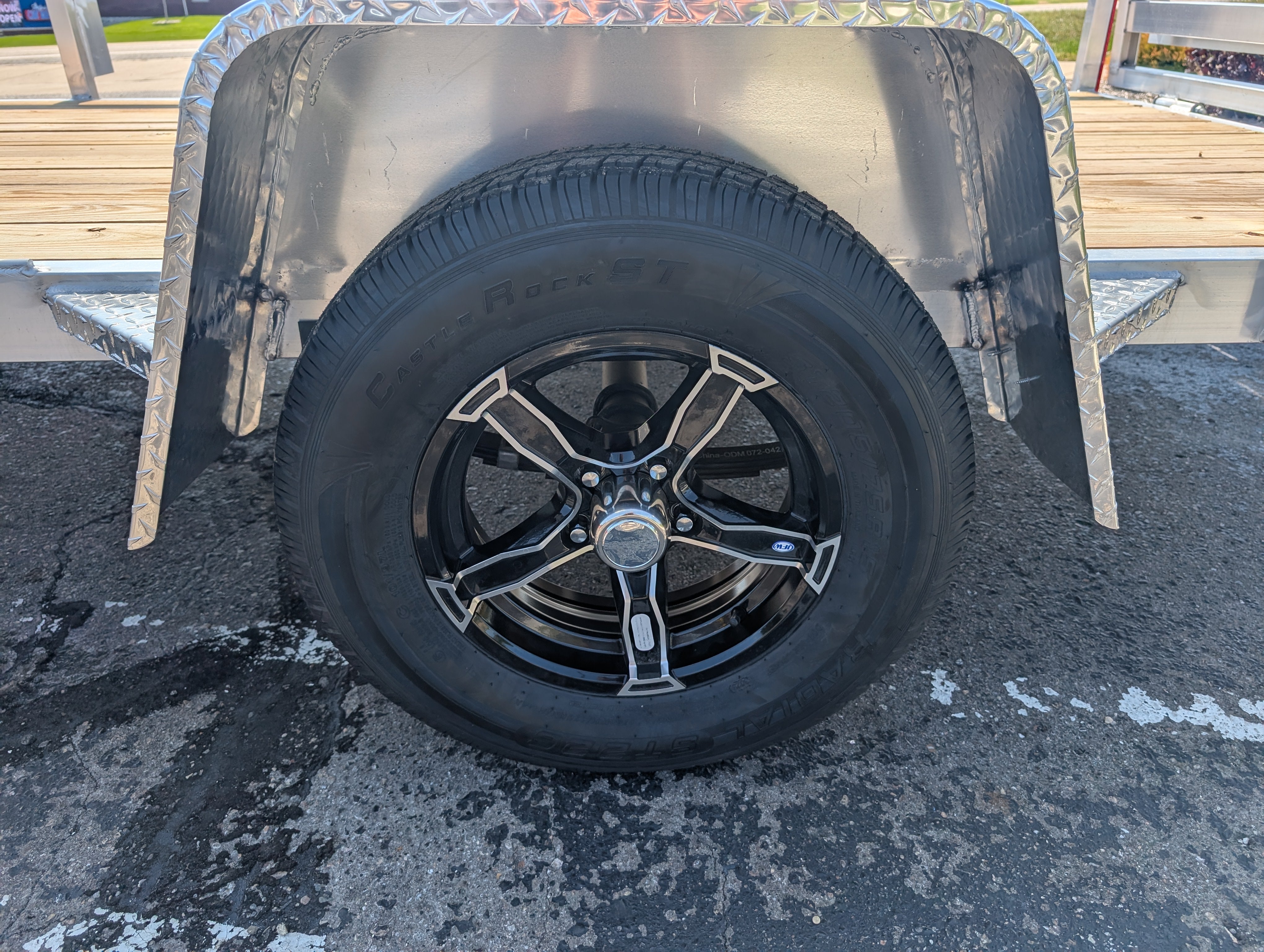 Silver Ox 6x12 Single Axle Aluminum Utility Trailer with Bi Fold Gate & Aluminum Wheels