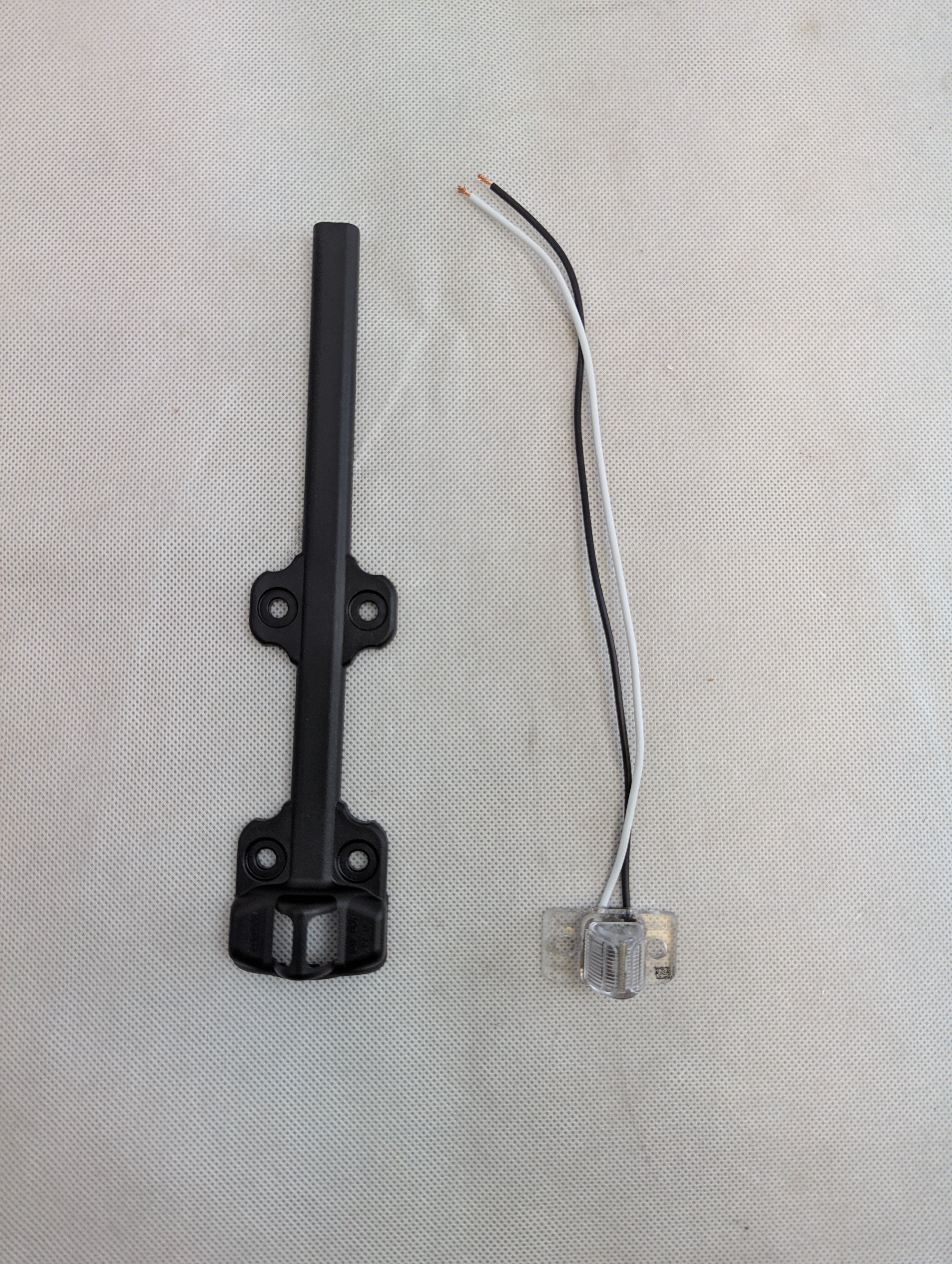 Fender marker LED light assembly - reversible 180 degree