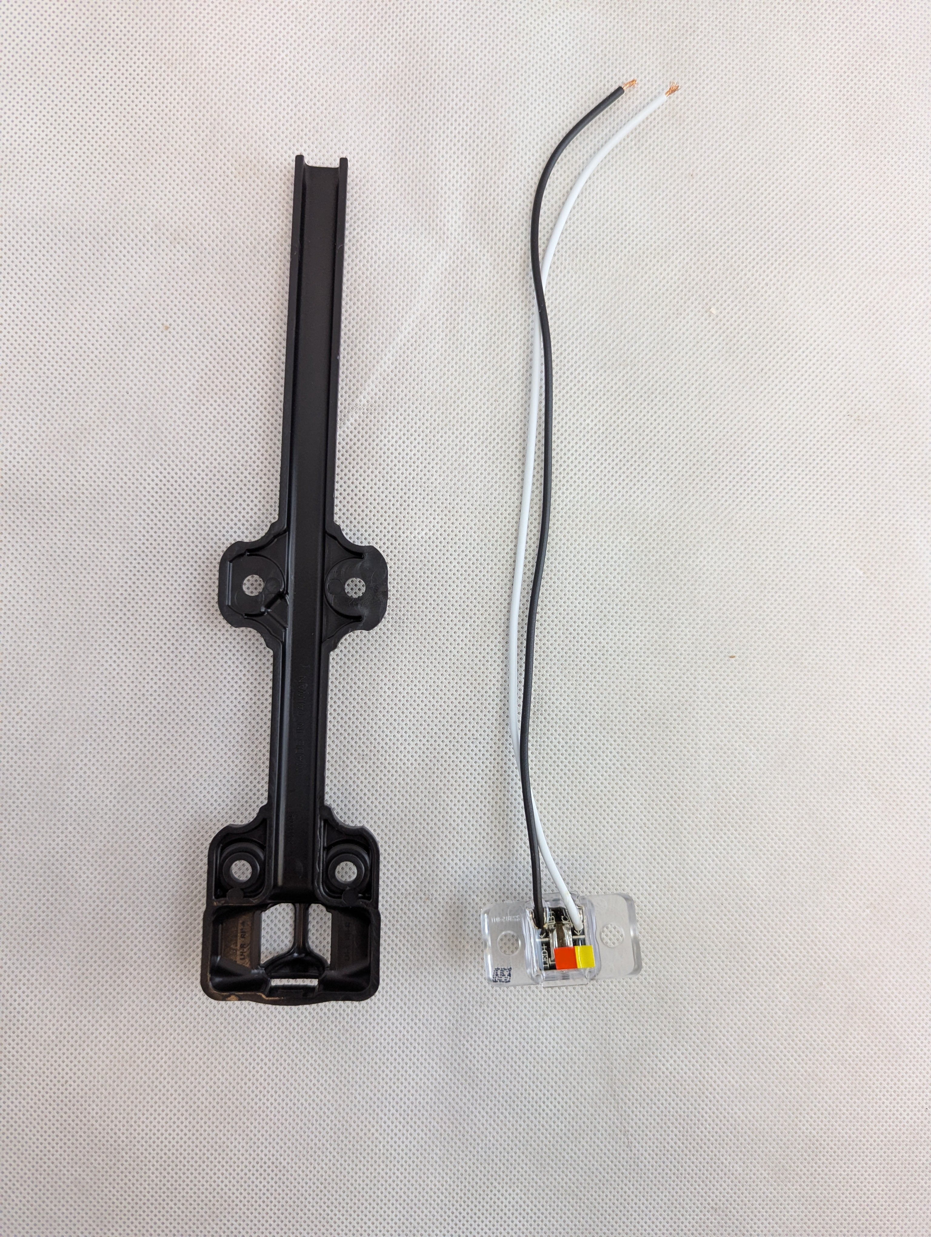Fender marker LED light assembly - reversible 180 degree