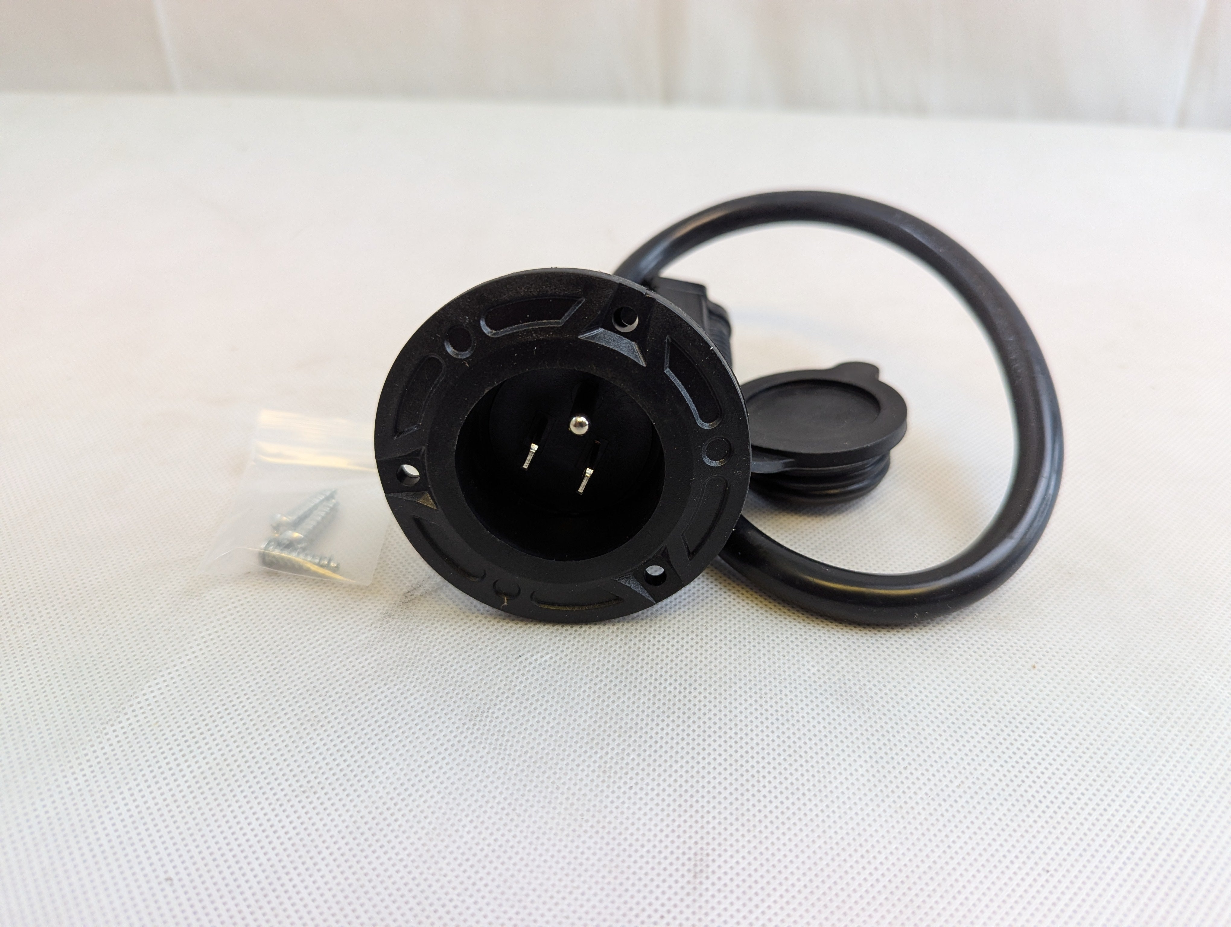 Trailer Power Inlet Shore Power 115 Volt AC Cord Port Plug 20 Amp RV Electrical Outlet