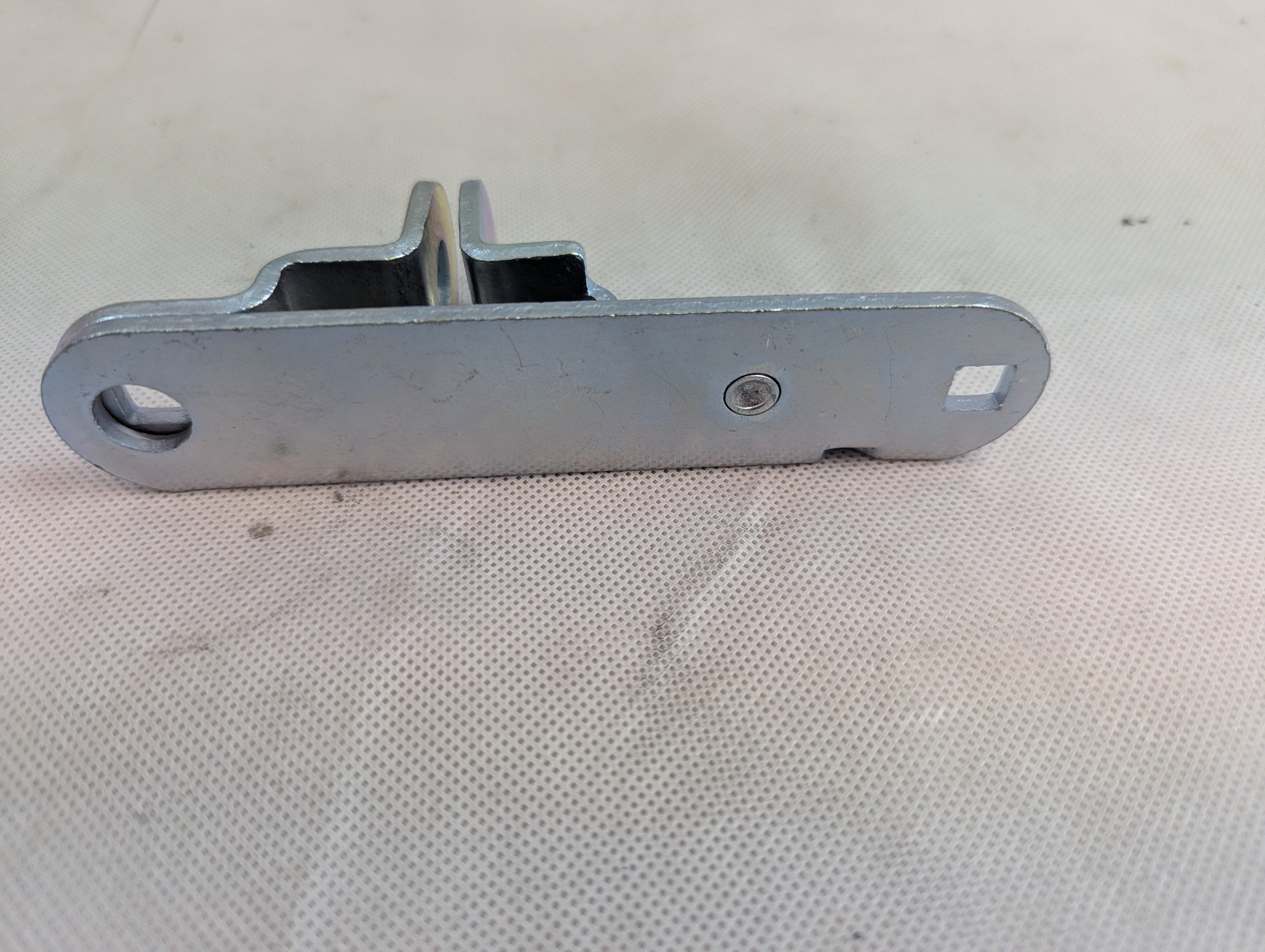 Cargo Door Latch Replacement