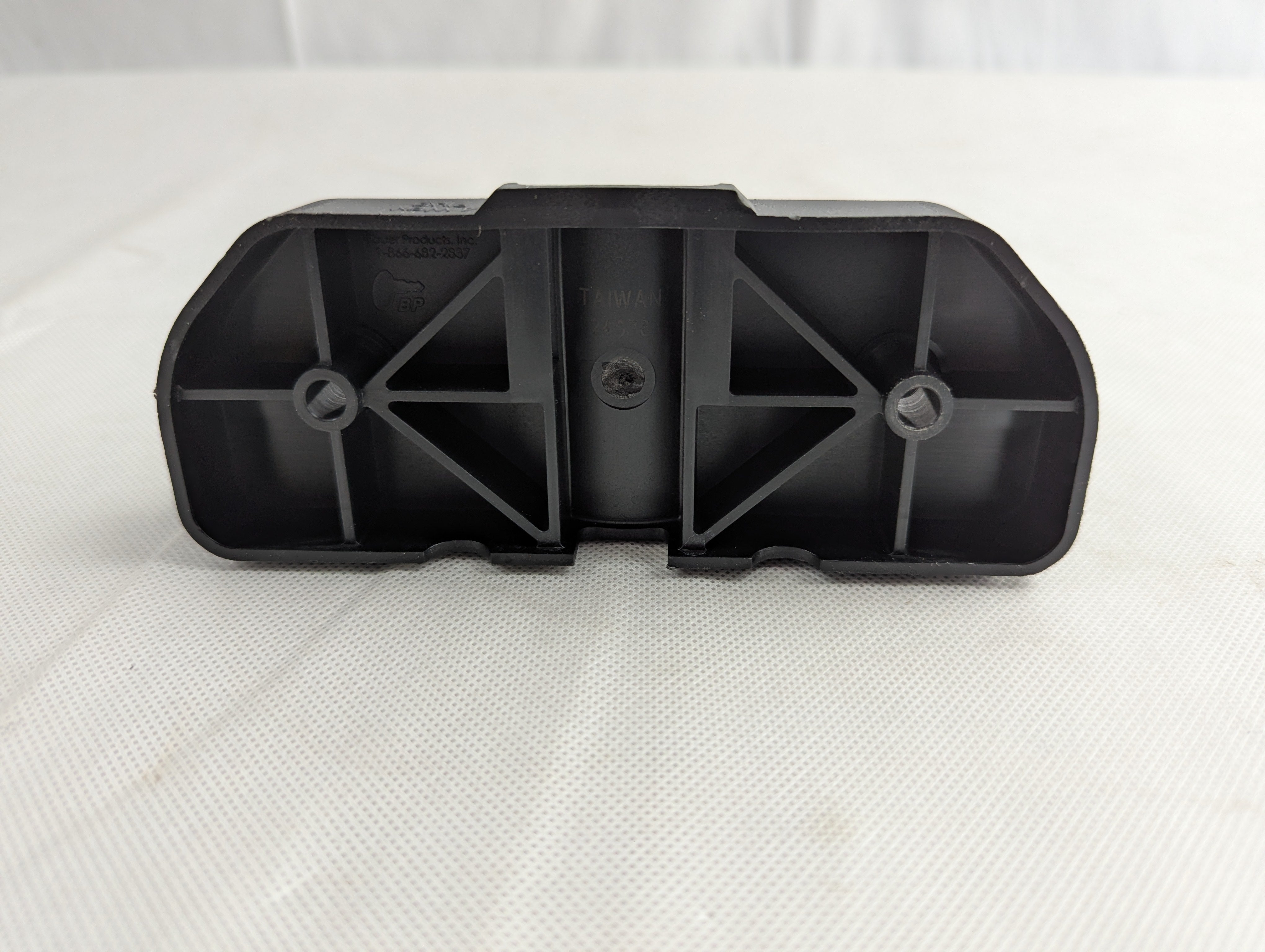 Trailer Towing Organizer for 4 Flat or 7 Way Plug, Heavy Duty Side Hooks Chain Cable Wire Harness Holder