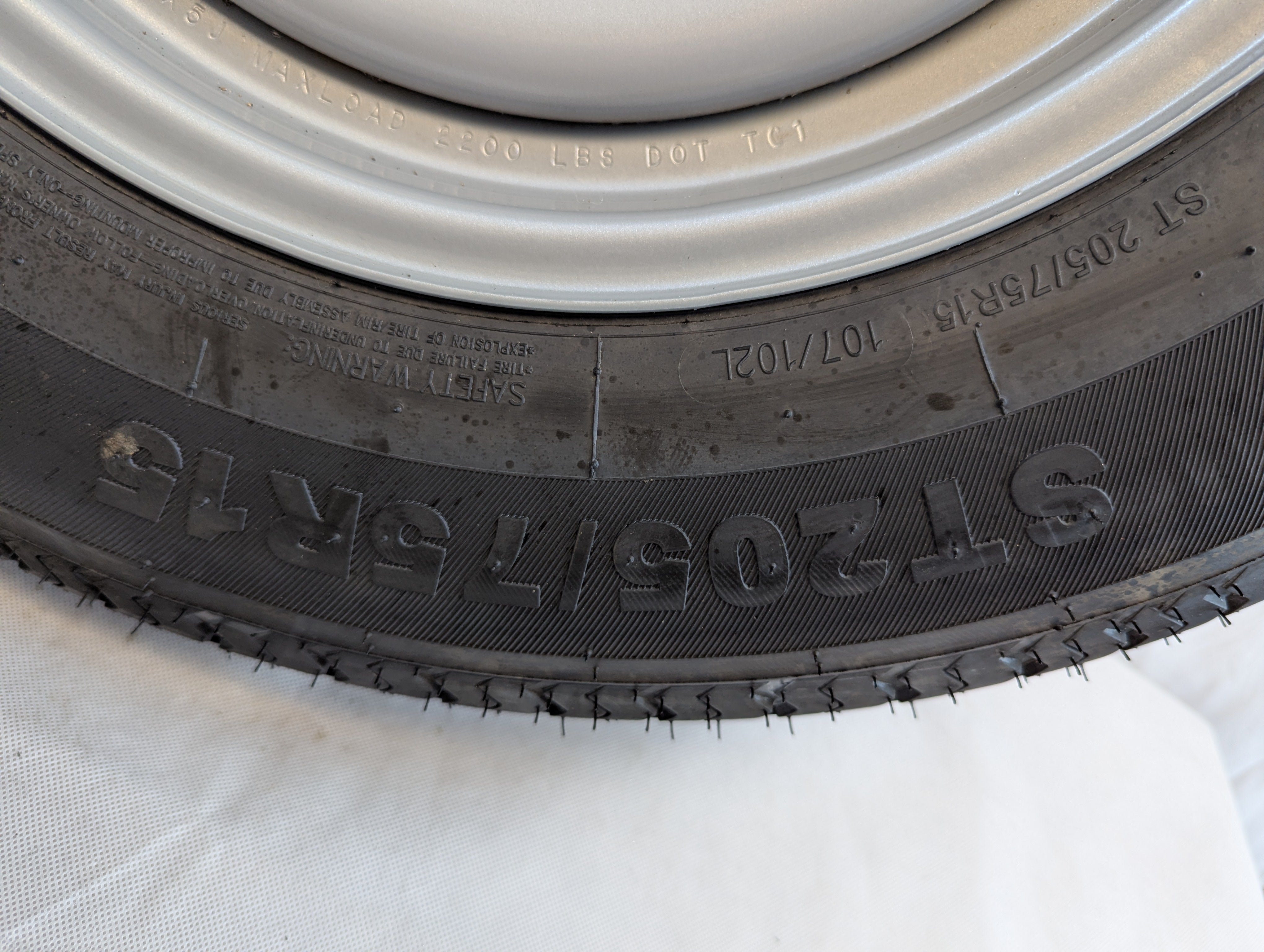 Sterling Sport ST ST205/75r15 Load D Gray Mod Wheel 4.5