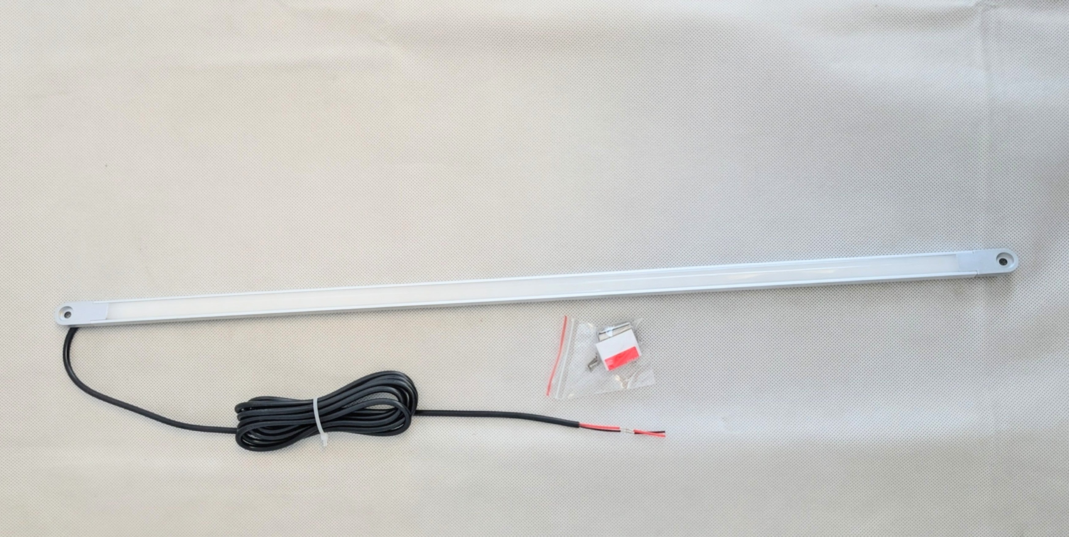 23 Inch LED Interior / Utility Lights Optronics 12 volt RV Trailer 3000 Lumens 4200K High Quality