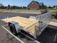 Silver Ox flat deck trailer folding aluminum ramp detail