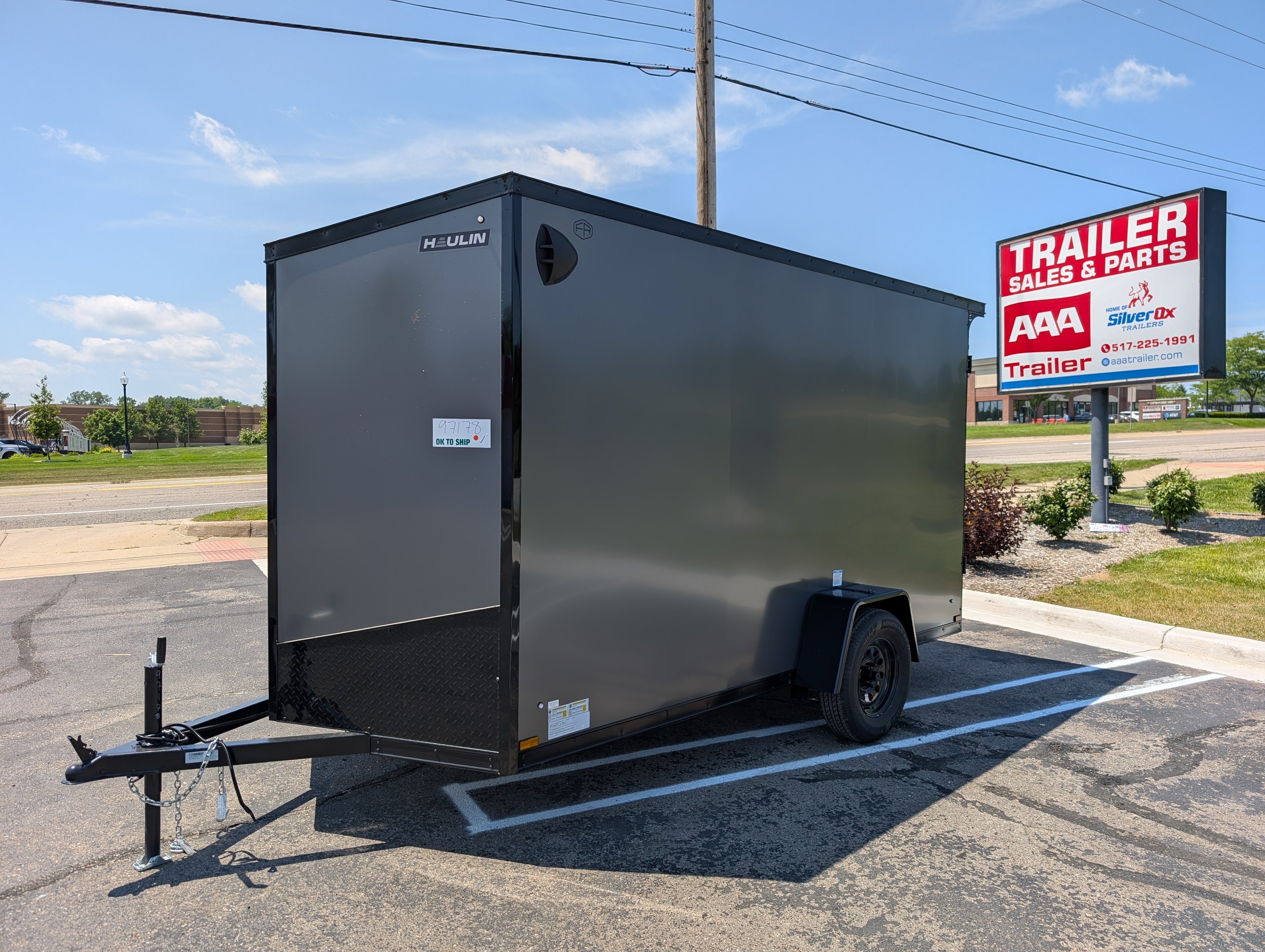 Haulin 6x12 Single Axle Enclosed Cargo Trailer – Charcoal Blackout Package