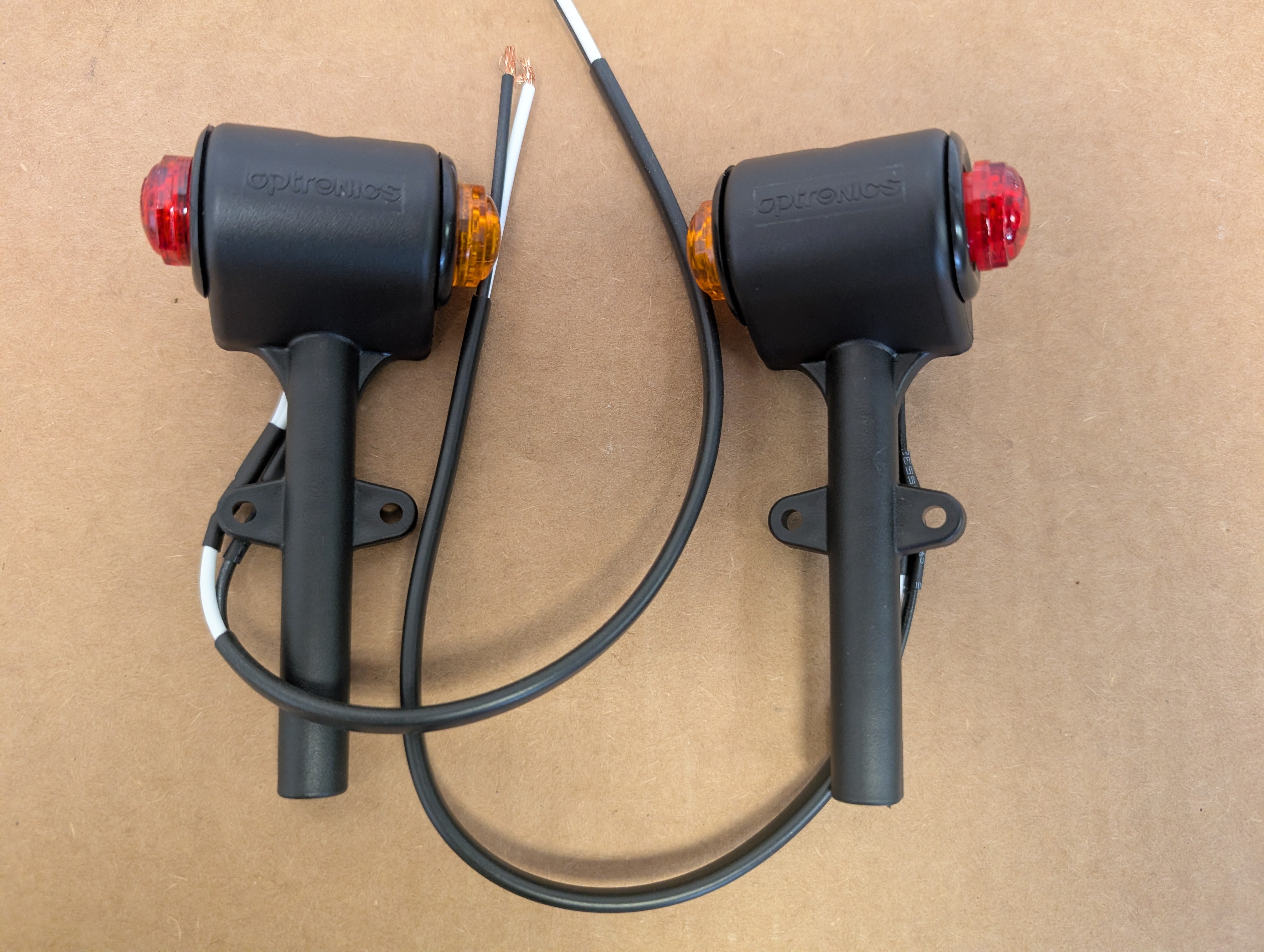 LED Clearance Light Assembly for Trailer Fender - Kit Right and Left