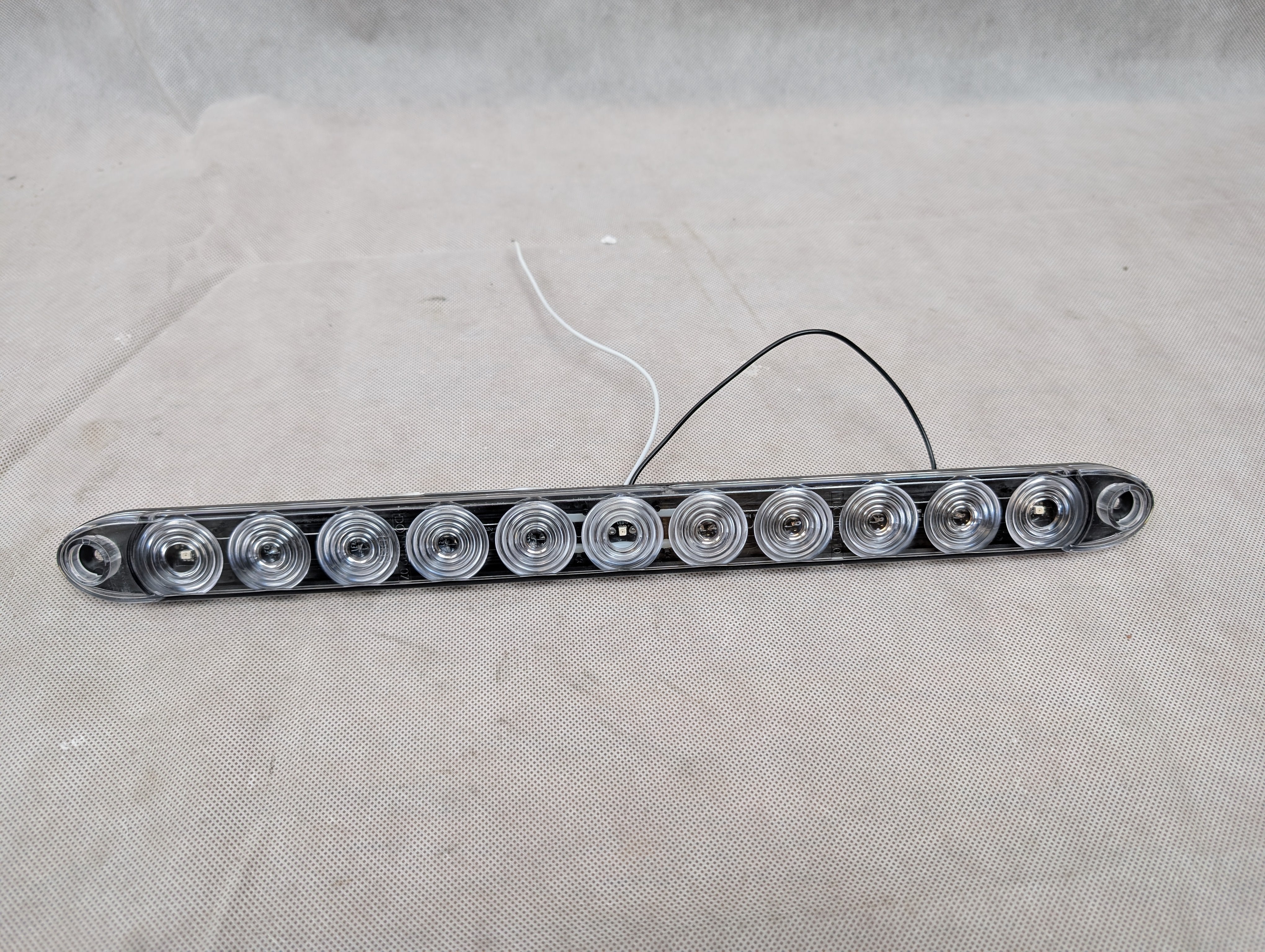LED White Auxiliary - 17 Diodes - 15-1/2" x 1" Tecniq T10