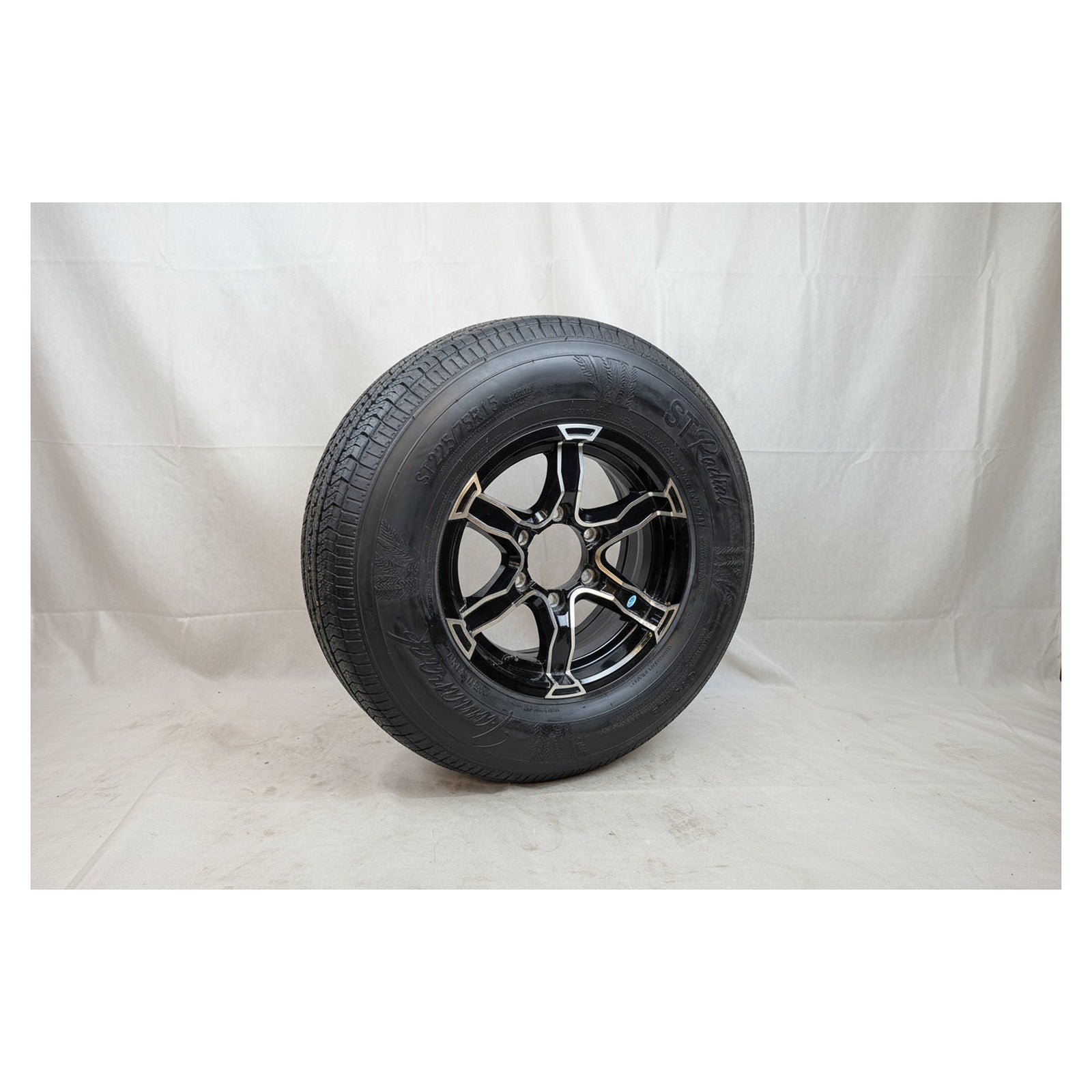Tamarack ST225/75R15 Trailer Tire w/ Lionshead Liger Aluminum Wheel – 6 on 5.5 | Load Range D (8 Ply)