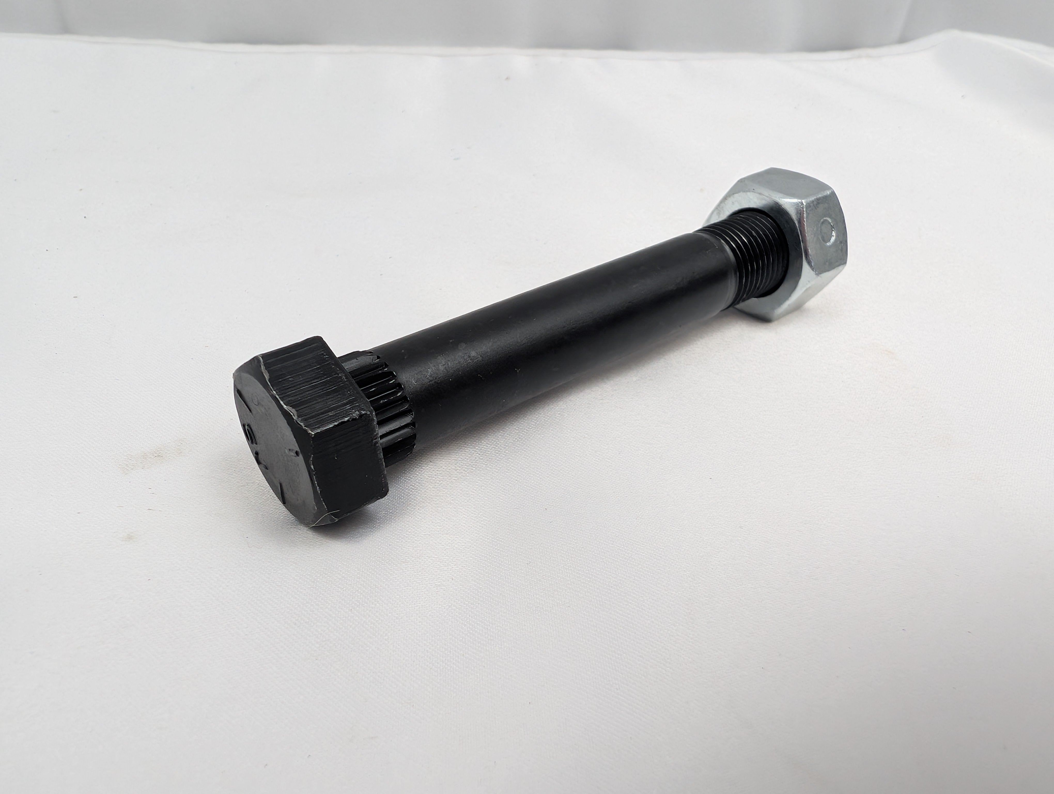 TruRyde® 1182 - FA-7-17 – Splined 9/16"-18 × 3-1/2" Shackle Bolt w/ Flanged Lock Nut | Single