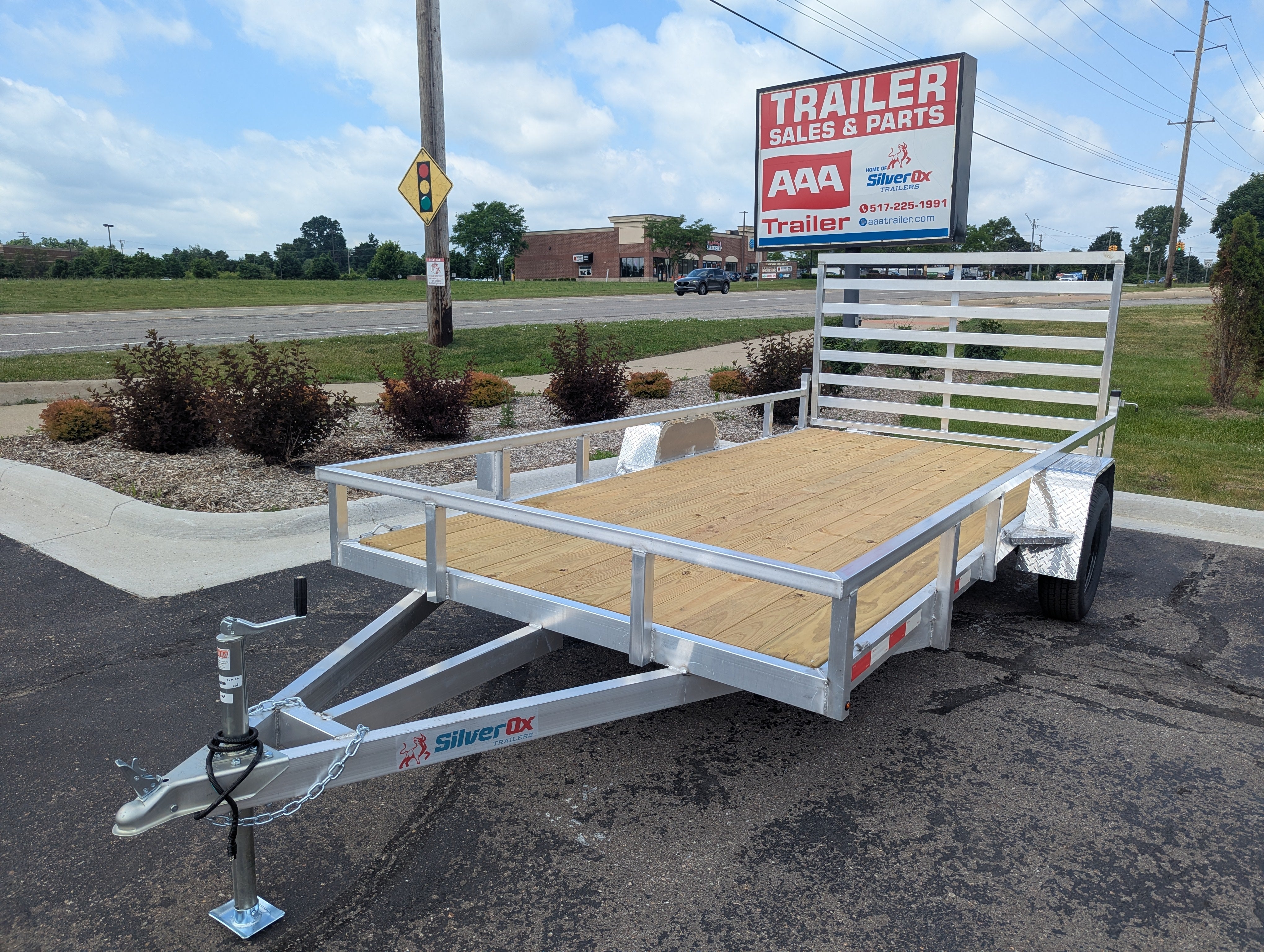 Silver Ox 7x14 Aluminum Utility Trailer – Single Axle – Rear Ramp