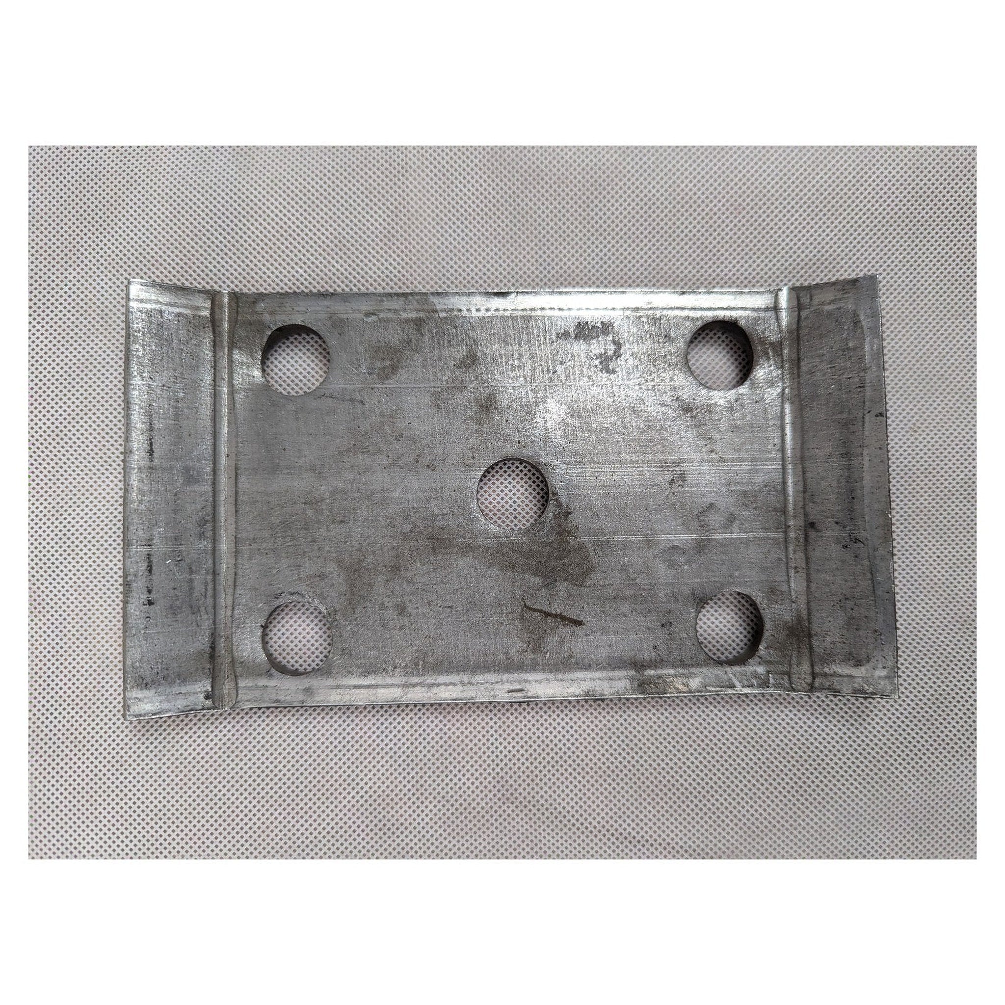 Heavy Duty 3 1/2" x 2" U-Bolt Tie Plate - full product view | AAA Trailer